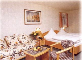 Hotel Gasthof Hirsch Alfdorf Εξωτερικό φωτογραφία
